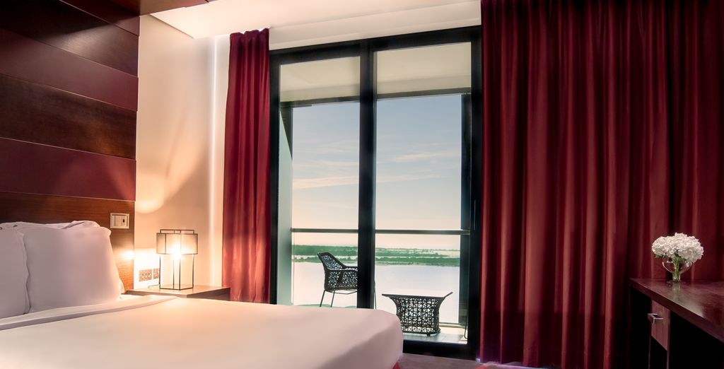 Yas Plaza Hotels 4*