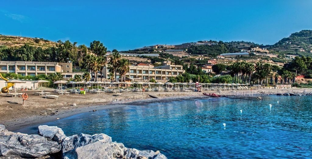 Aregai Marina Hotel & Residence 4*