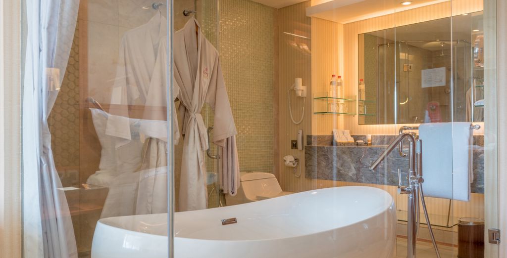 Seres Springs Resort 5*, GiliZen Resort 4* e Bali Cozy Villas 4*