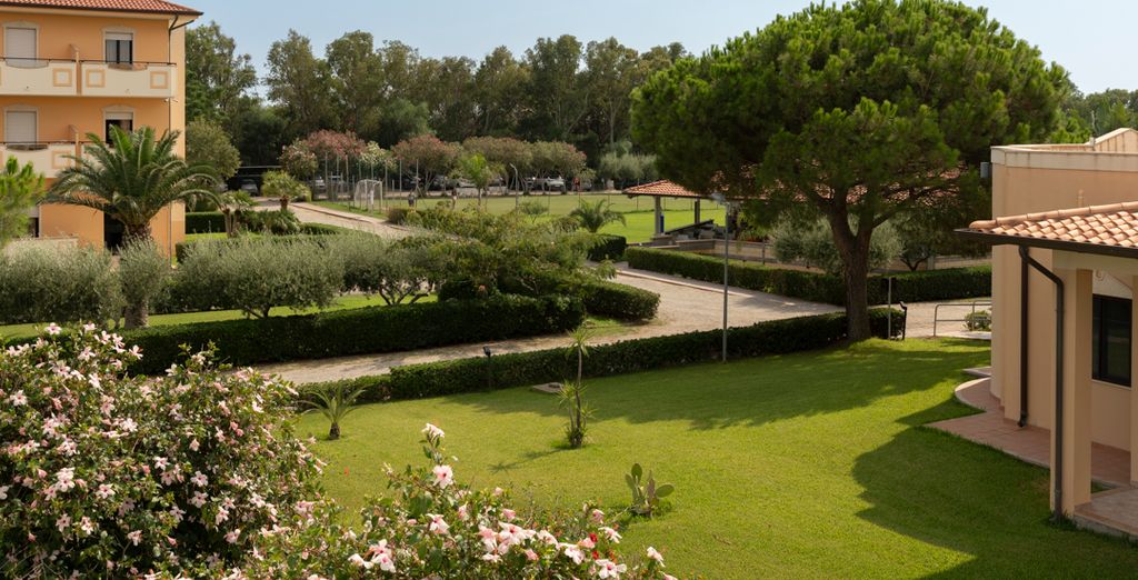 Madama Club Village 4*