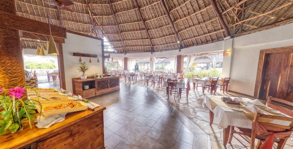 Safari privato nella natura e Karafuu Beach Resort & Spa 5*