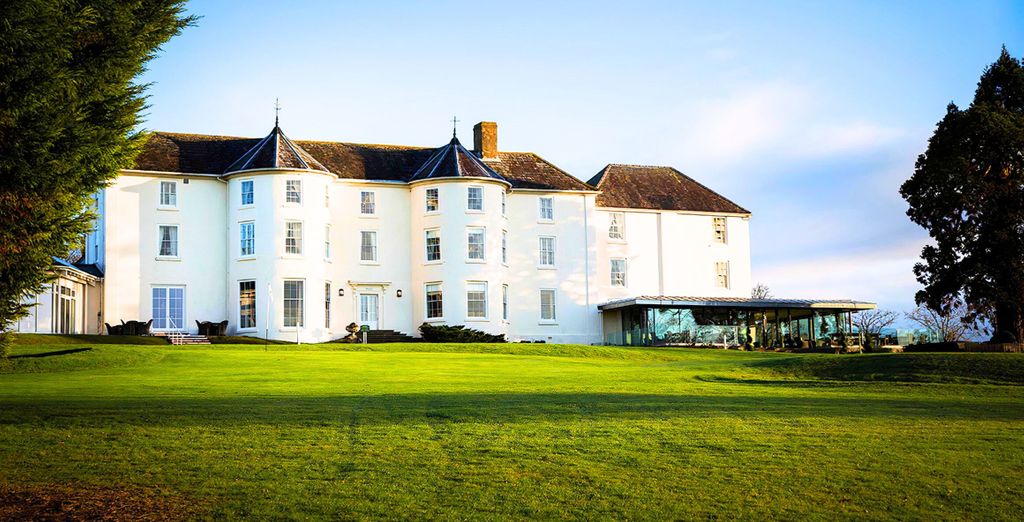 Tewkesbury Park Hotel 4*