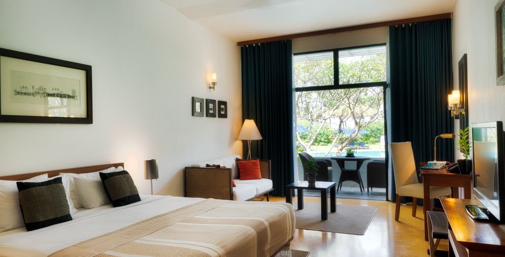 Tour privato: Alla scoperta dello Sri Lanka ed eventuale soggiorno al The Blue Water Hotel & Spa 5*