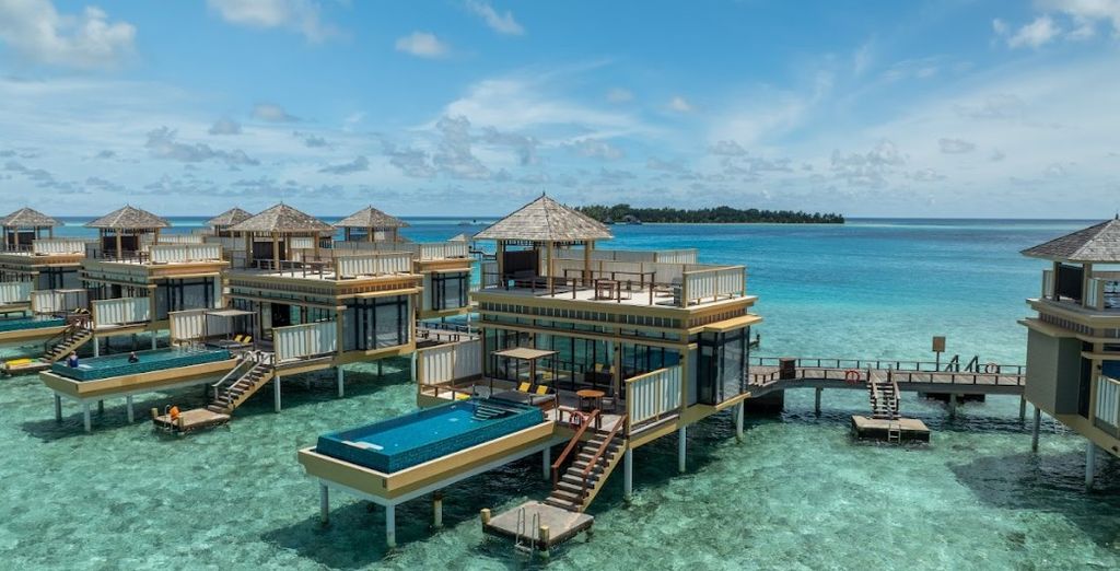 Angsana Velavaru 5*