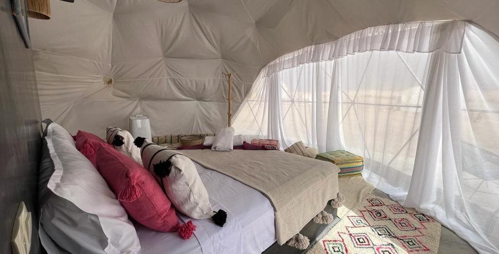 Riad Le Perroquet Bleu con possibile prolungamento all'Agafay Valley Camp 5*