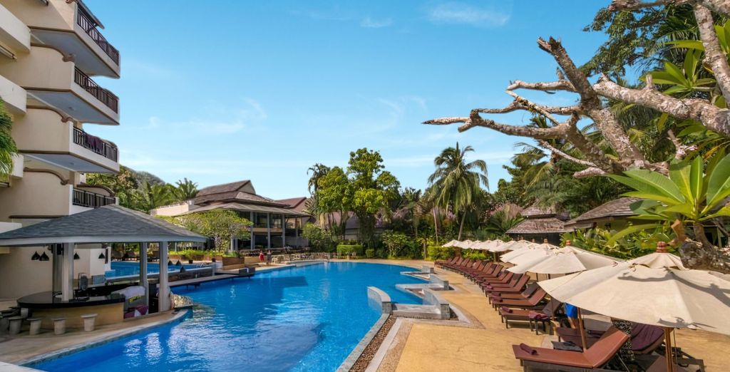 Bandara Phuket Beach Resort 4* e Krabi La Playa Resort 4* con possibile pre-estensione a Bangkok