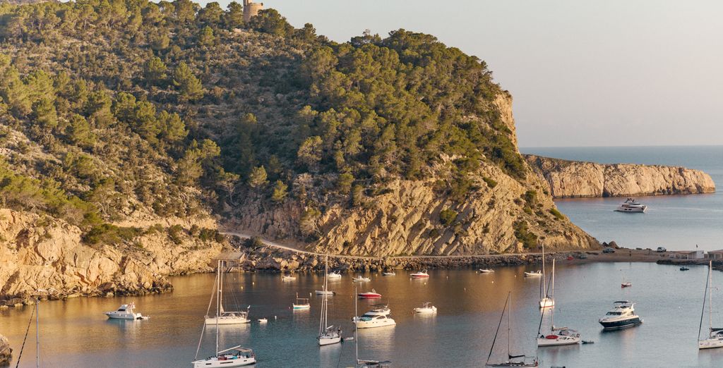 Cala San Miguel Hotel Ibiza, Curio Collection by Hilton 5* - Adults Only