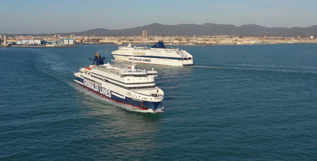 Rina 4* con vuelos o Ferry Grimaldi Lines