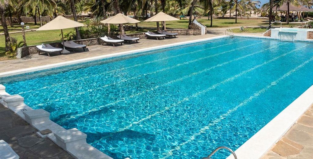 Ocean Beach Resort & Spa 5* e possibile safari