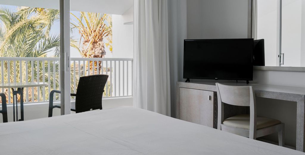 Prinsotel La Caleta 4*