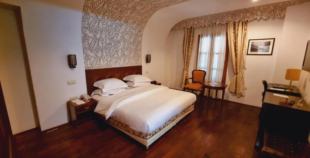 Grand Hotel Villa de France 5*