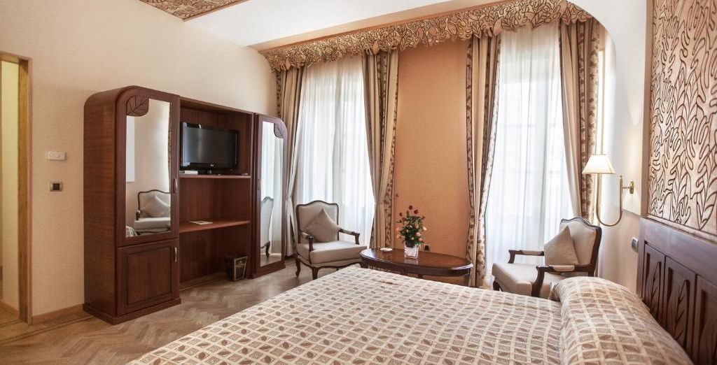 Grand Hotel Villa de France 5*