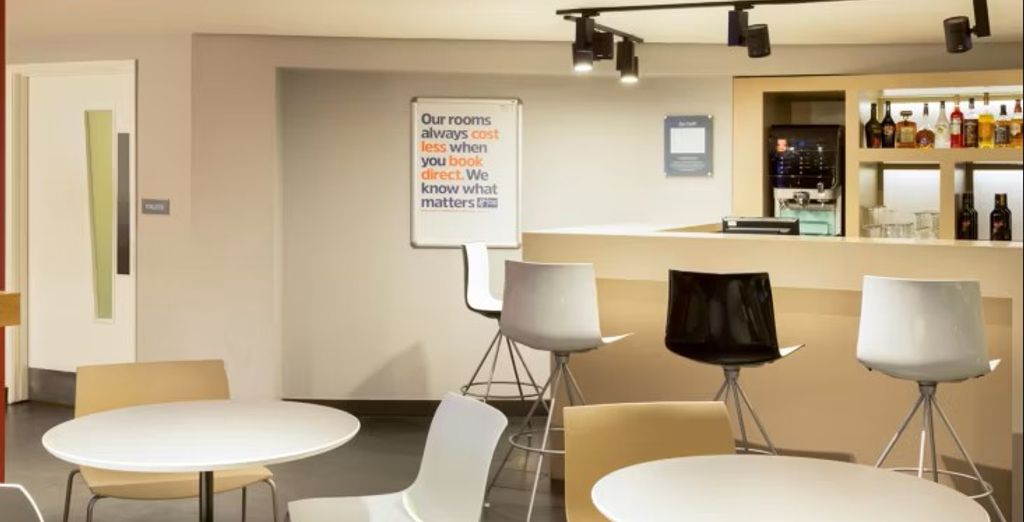 Holiday Inn Express Southwark an IHG Hotel 