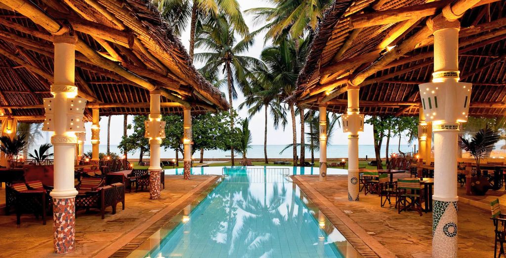 Neptune Village Beach Resort 4* con possibile safari