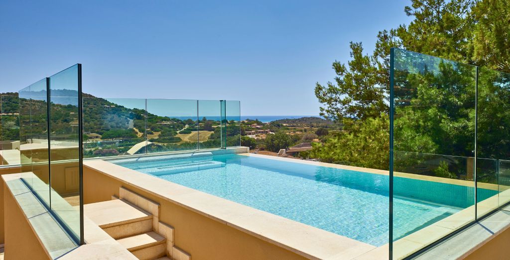 Conrad Chia Laguna Sardinia 5*