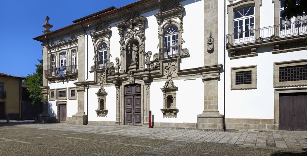 Tour di gruppo: Tra azulejos e la meta finale del cammino millenario