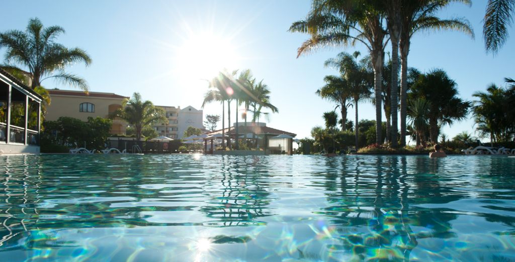 Suite Hotel Eden Mar 4*