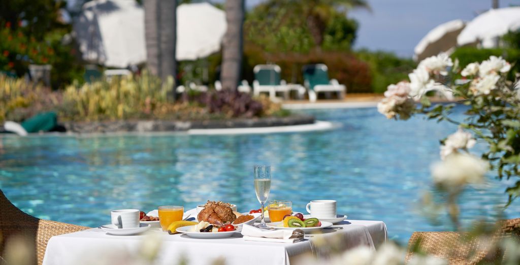 Suite Hotel Eden Mar 4*