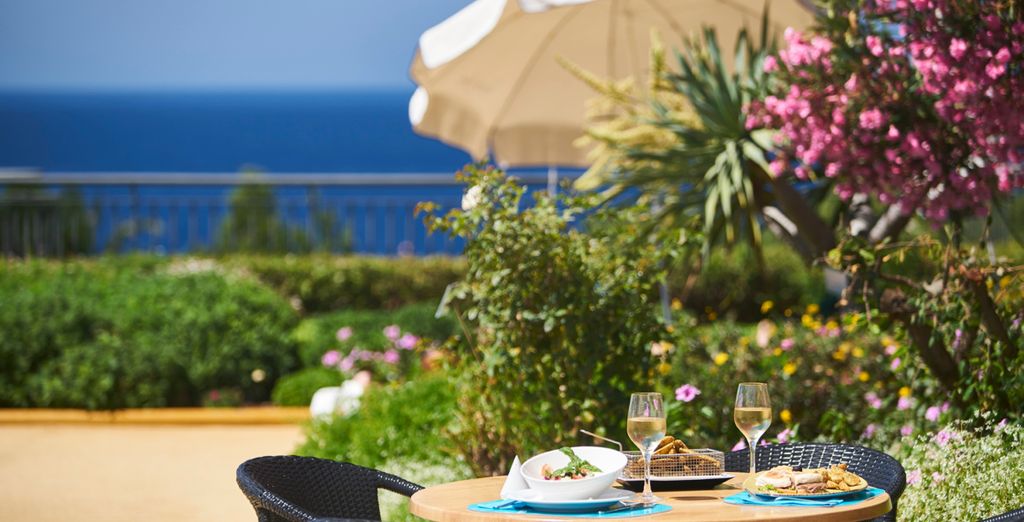 Suite Hotel Eden Mar 4*