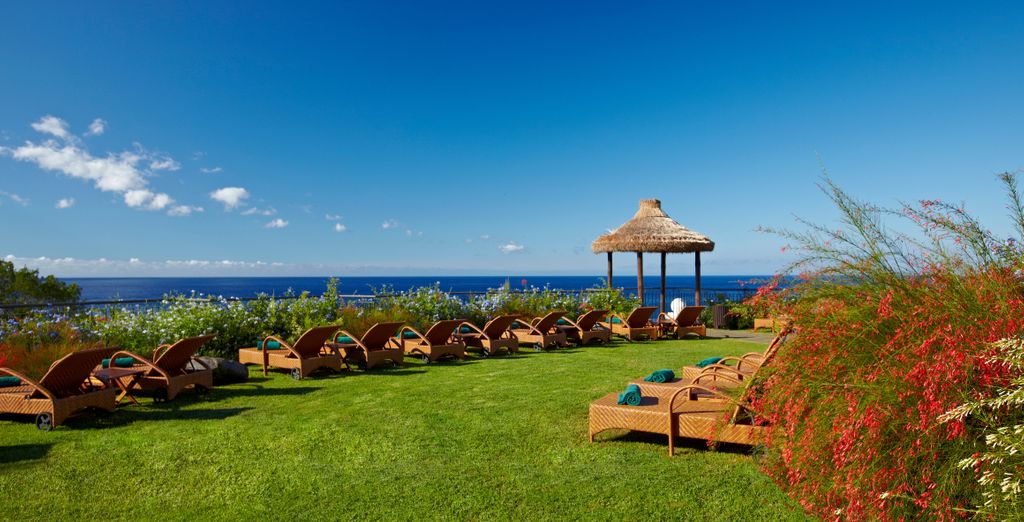 Suite Hotel Eden Mar 4*