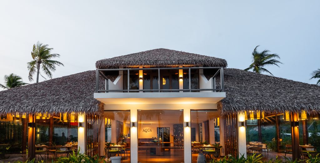 Grand Hyatt Abu Dhabi Hotel & Residences Emirates Pearl 5* e Barceló Whale Lagoon Maldives 5*