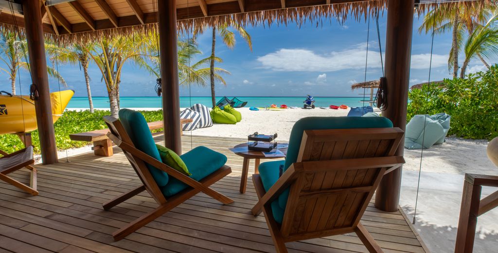 Grand Hyatt Abu Dhabi Hotel & Residences Emirates Pearl 5* e Barceló Whale Lagoon Maldives 5*