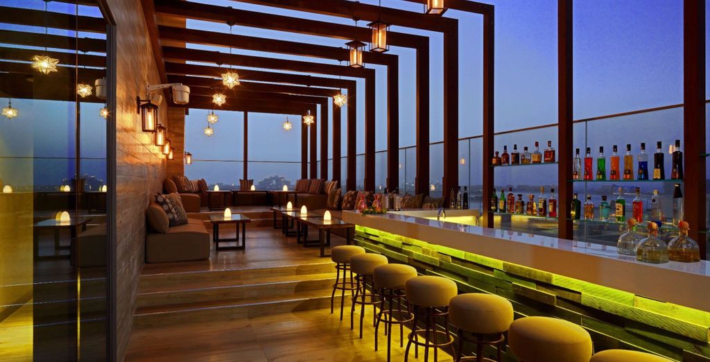 Aloft Palm Jumeirah by Marriott 4* con pacchetto escursioni