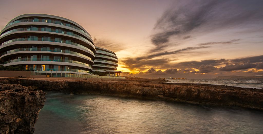 Ramla Bay Resort 4*