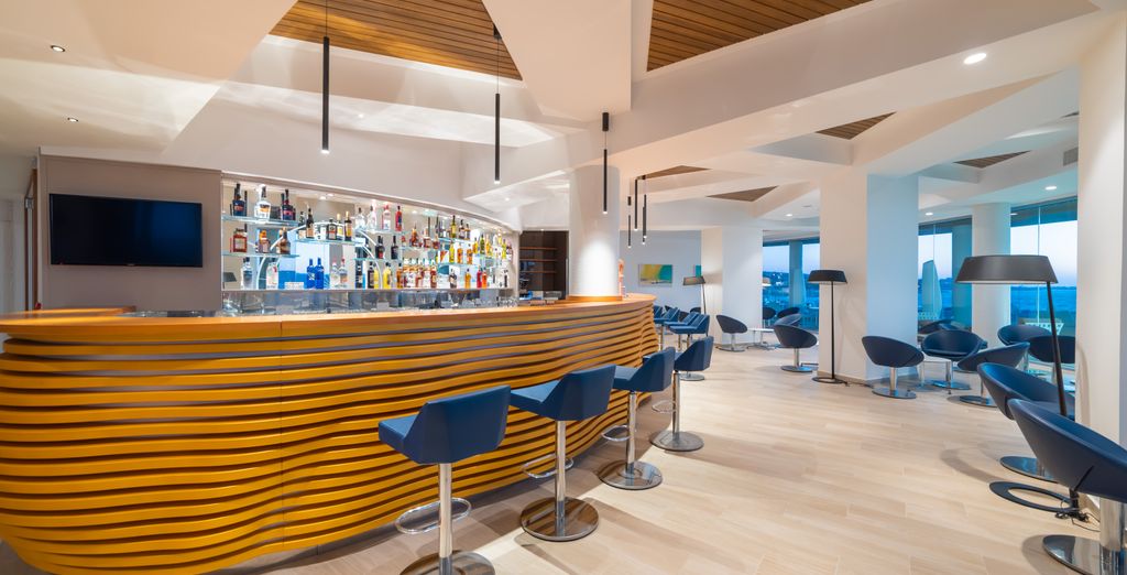 Ramla Bay Resort 4*