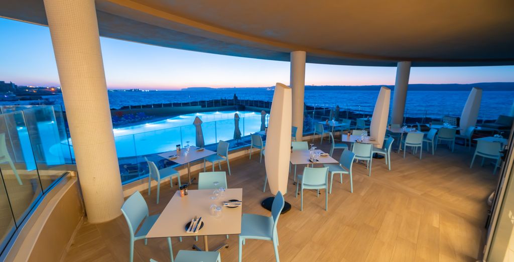 Ramla Bay Resort 4*