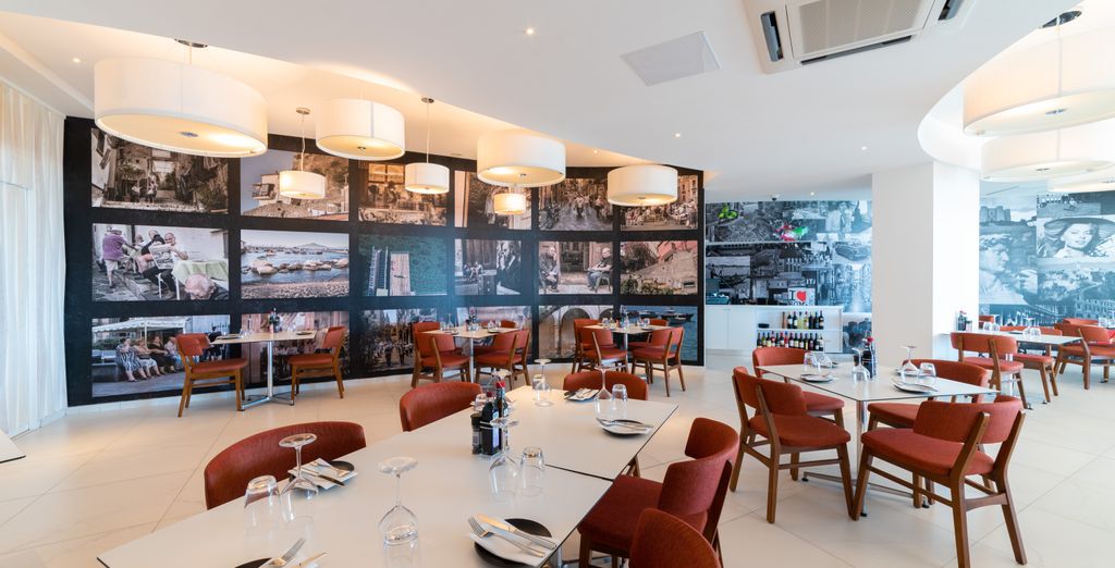 Ramla Bay Resort 4*