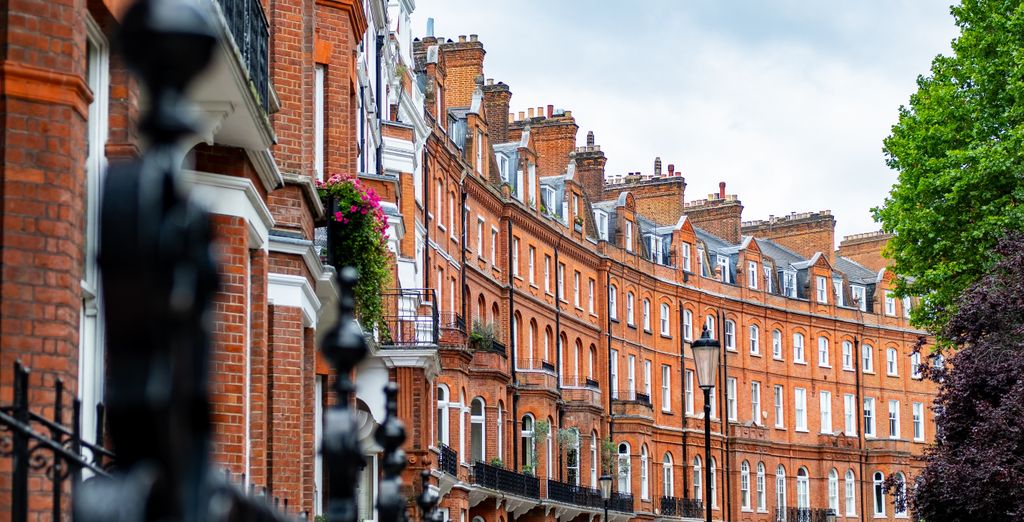 Mercure London Earls Court 4*