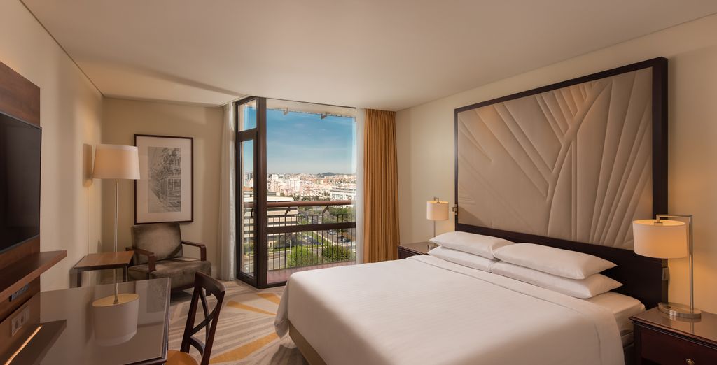 Lisbon Marriott Hotel 4*