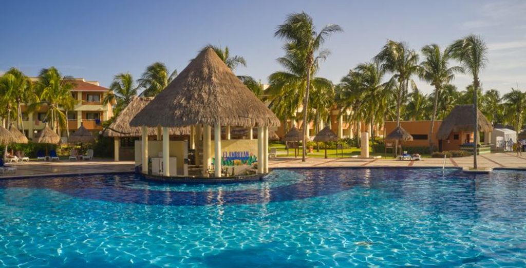 Hotel Grand Bahia Principe Coba 5*
