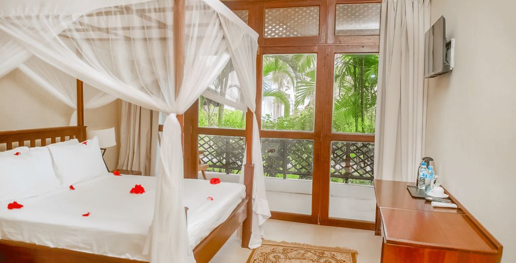 Safari da 3 a 6 notti con estensione all'AHG Hisia Nungwi Hotel 4*
