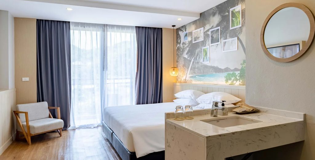 Diamond Cliff Resort & Spa 5*, Sea Seeker Krabi Resort - SHA Extra Plus 4*, Le Méridien Khao Lak Resort & Spa 5* con possibile pre-estensione al Lilit Bang Lumphu Hotel - Bangkok 4*