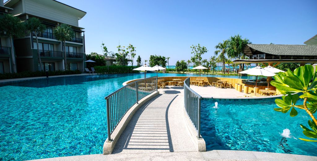 Namaka Resort Kamala Phuket 5*, Island Escape Burasari, Coconut Island 5* e Le Méridien Khao Lak Resort & Spa 5*