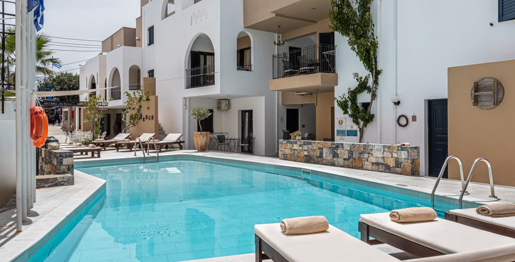 Nami Hotel & Suites 4*