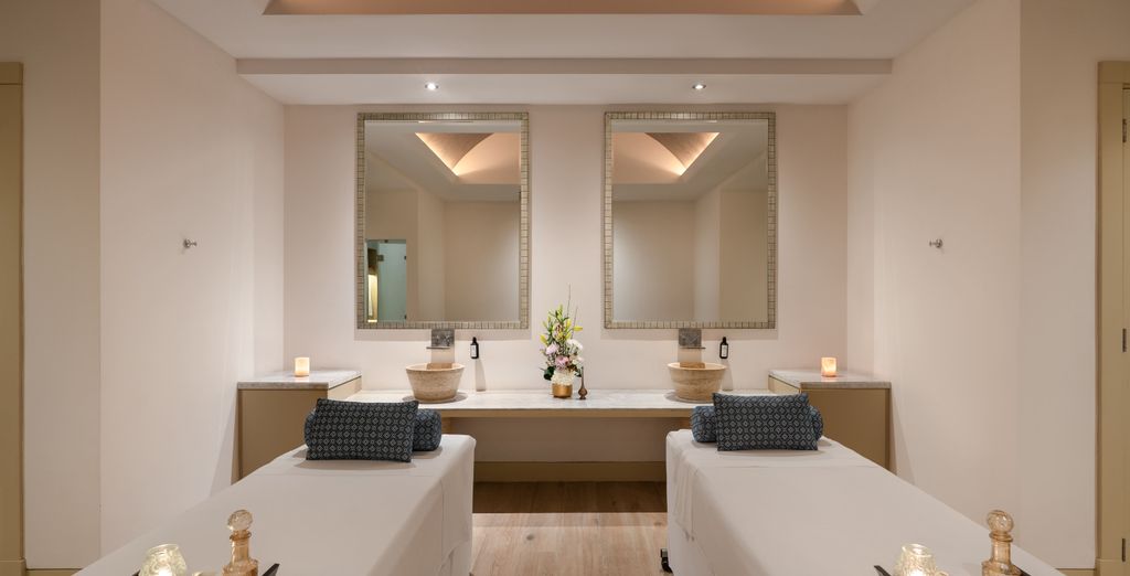 Grand Hyatt Doha Hotel 5* con possibile estensione nel deserto