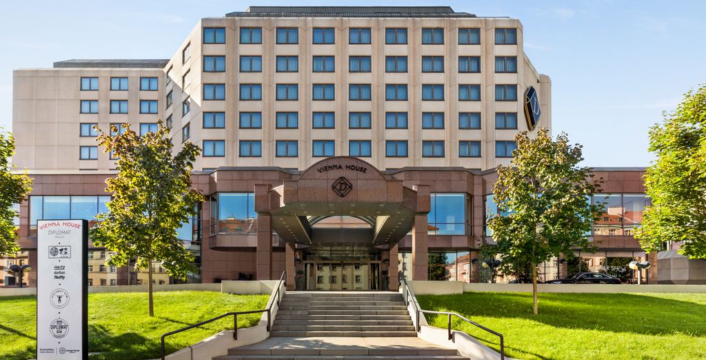 Vienna House by Wyndham Diplomat Prague 4*