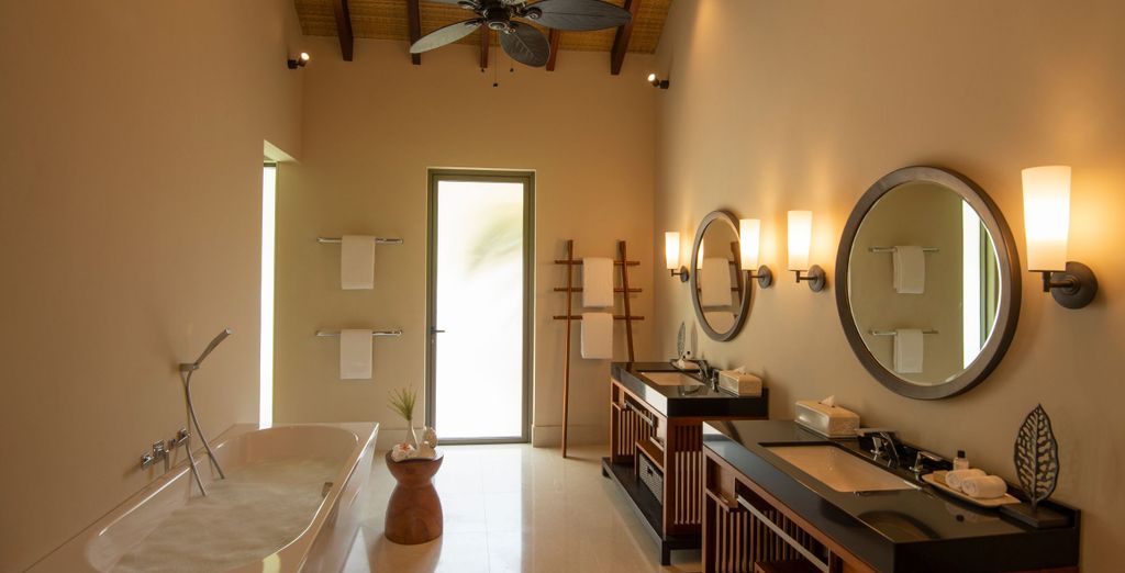 The Residence Maldives at Dhigurah 5*