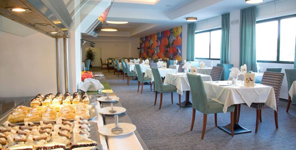 Mediterranean Beach Resort 5*
