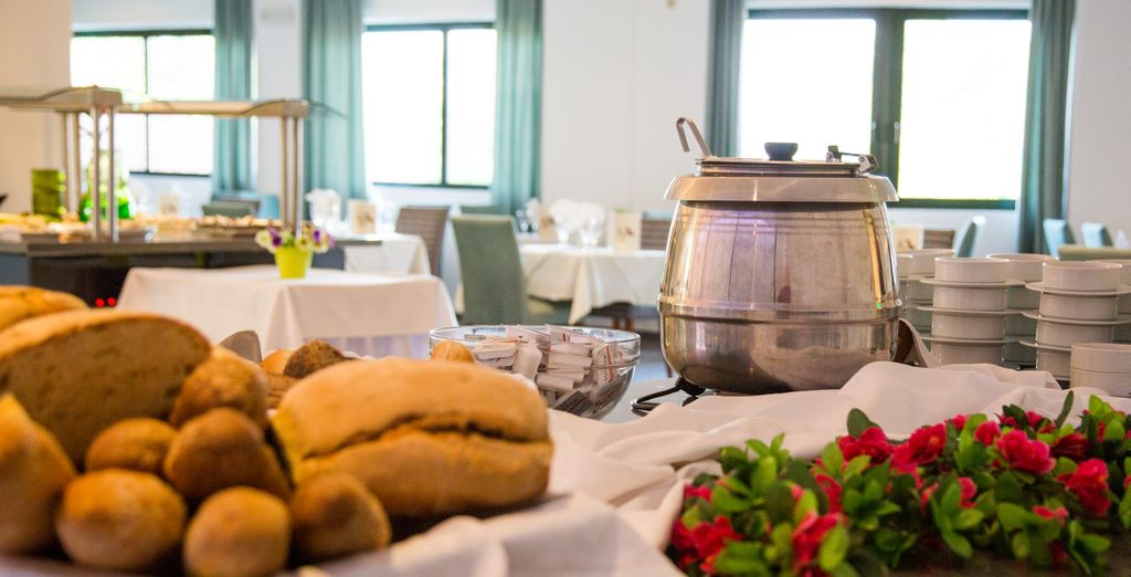 Mediterranean Beach Resort 5*