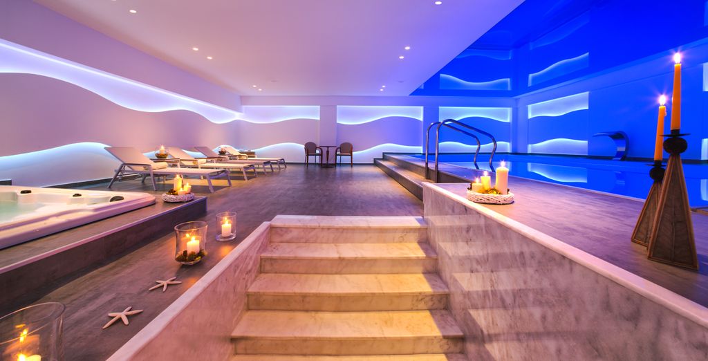 Mediterranean Beach Resort 5*