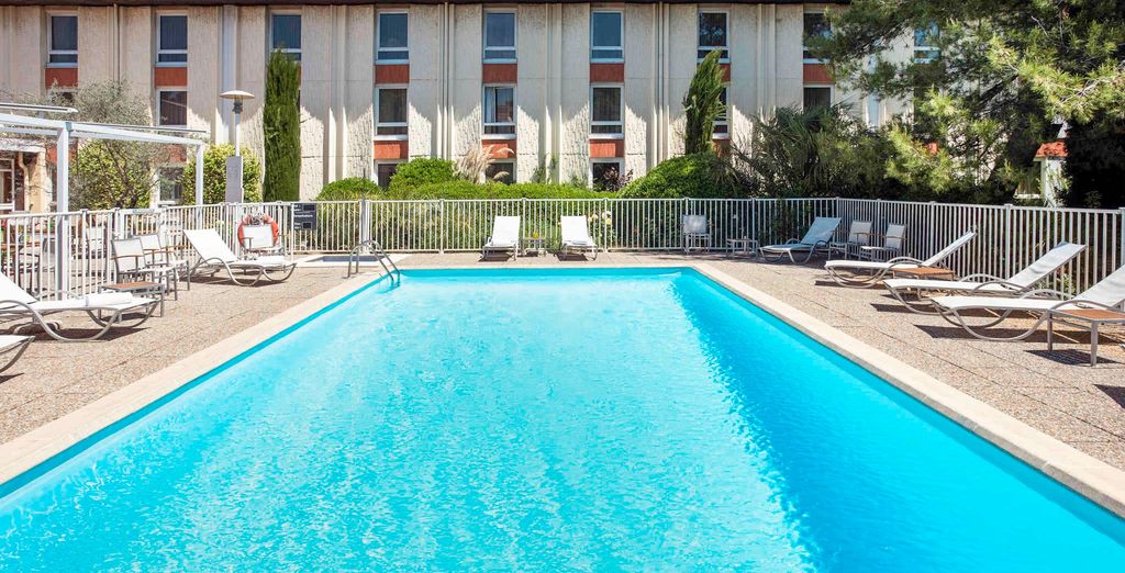 Hotel Mercure Aix-en-Provence Beaumanoir 4* e Hotel Villa Borghese 4*