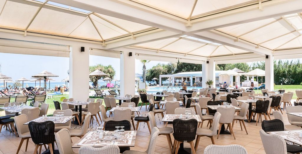 Geraniotis Beach Hotel & Resort 4*