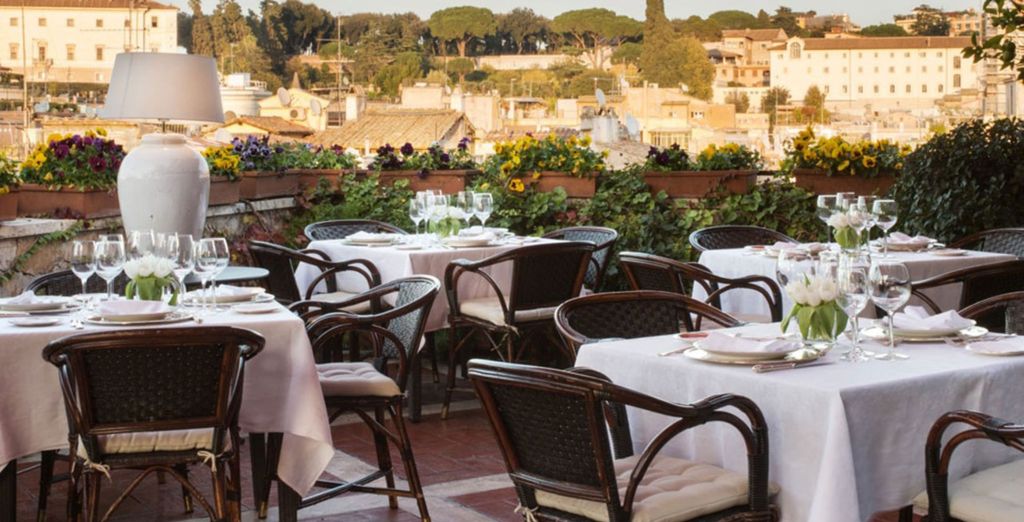 Grand Hotel Plaza Rome 5*