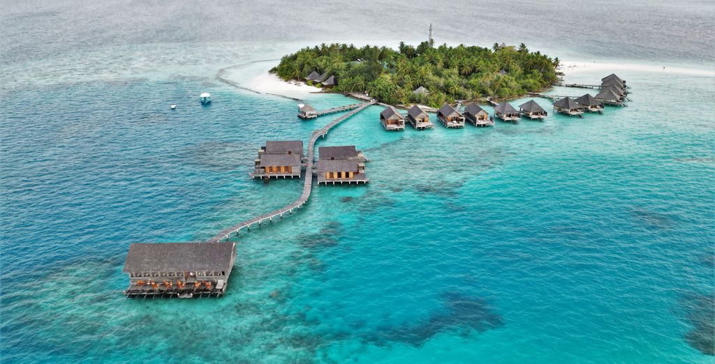 Gangehi Island Resort 4*