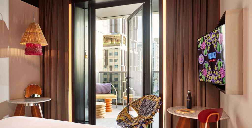 Mama Shelter Dubai by ACCOR 4* e Mercure Maldives Kooddoo Resort 4* - Adults Only