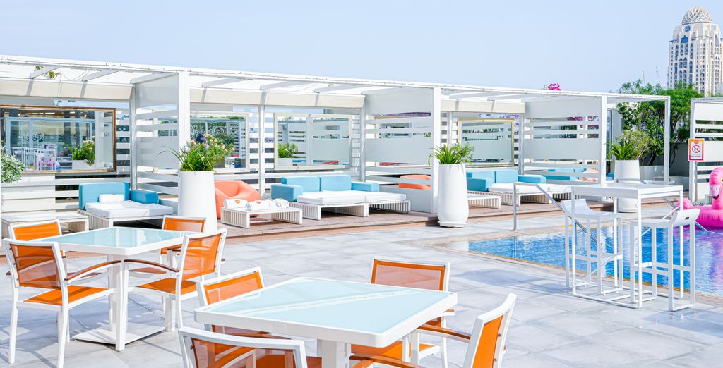 Media One Hotel 4*